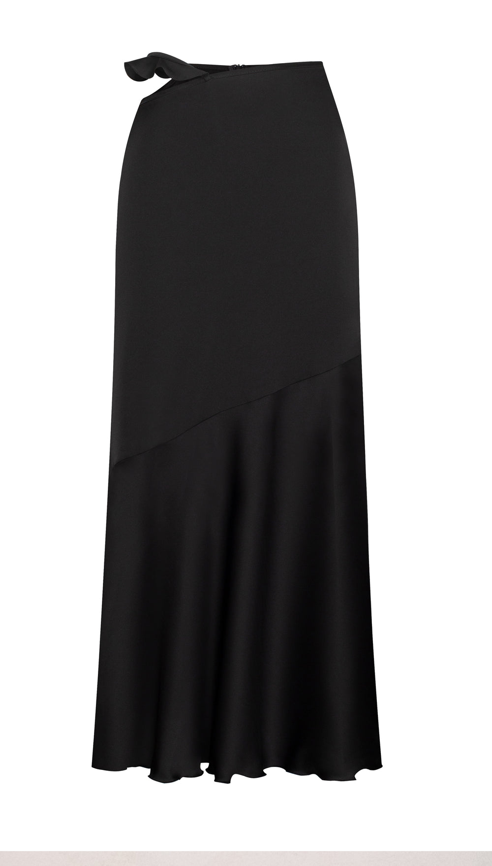 Wave Maxi Skirt in black