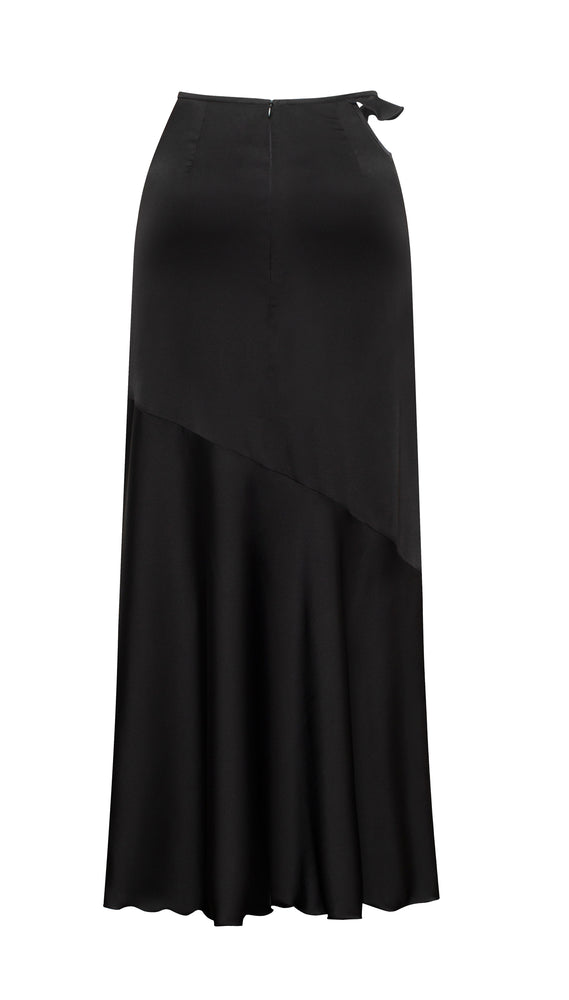 
                  
                    Wave Maxi Skirt in black
                  
                
